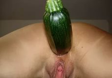 Порно с овощами крупным планом